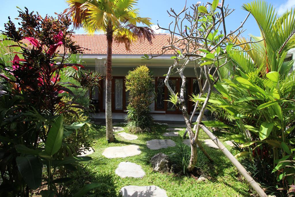 Kubu Manik Homestay Homestay Seminyak (Bali)